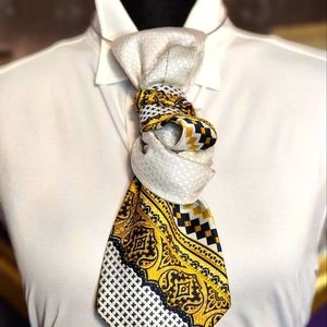 ZANDER Necktie Escarpe